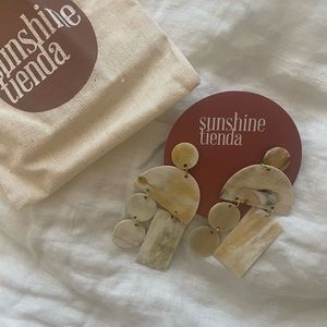 Sunshine Tienda Earrings